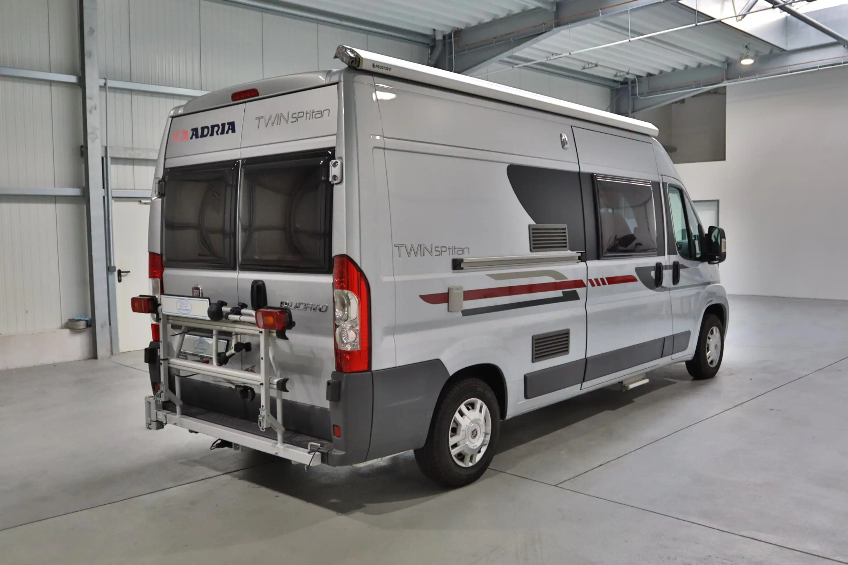 ADRIA TWIN 600 SP TITAN